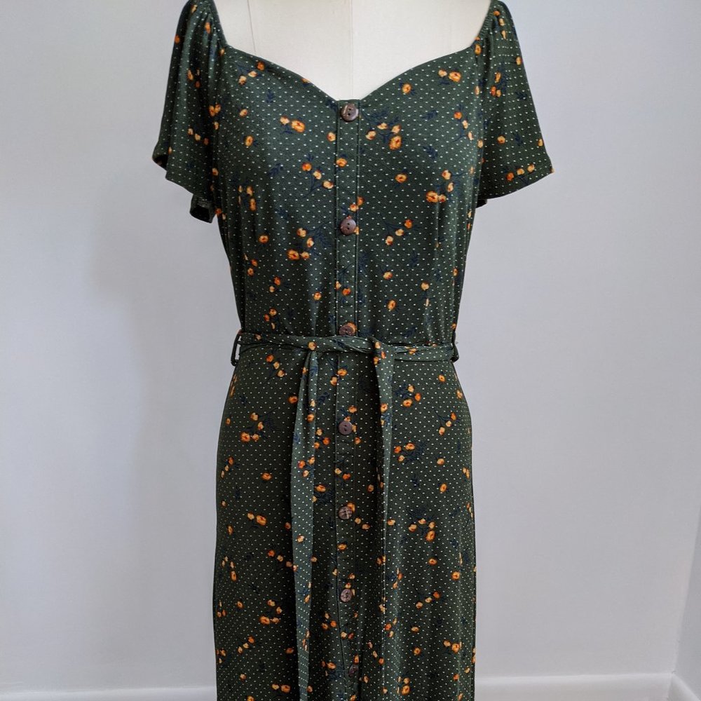 NWT Olive dress with small flowers